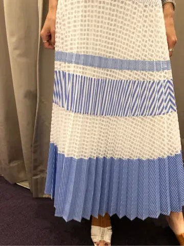 ORIGINATED IN GRACE CONTINENTAL 亀田 未希 コーディネート画像