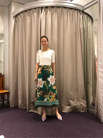 ORIGINATED IN GRACE CONTINENTAL 亀田 未希 コーディネート画像