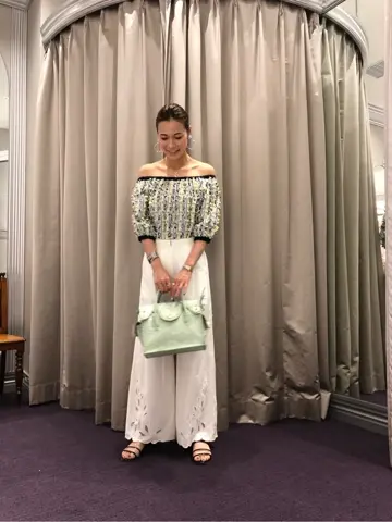 ORIGINATED IN GRACE CONTINENTAL 亀田 未希 コーディネート画像