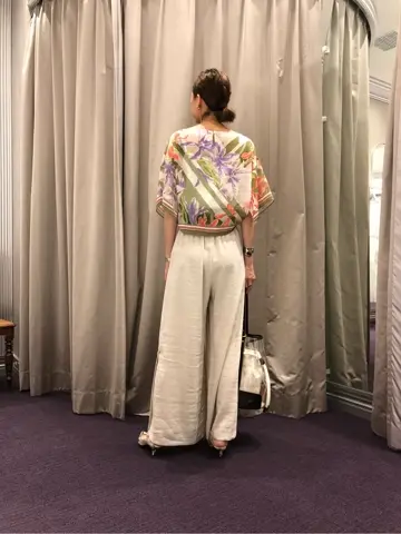 ORIGINATED IN GRACE CONTINENTAL 亀田 未希 コーディネート画像