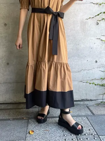 ORIGINATED IN GRACE CONTINENTAL Moe コーディネート画像