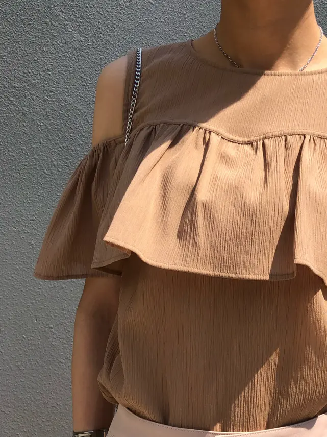 ORIGINATED IN GRACE CONTINENTAL 亀田 未希 コーディネート画像