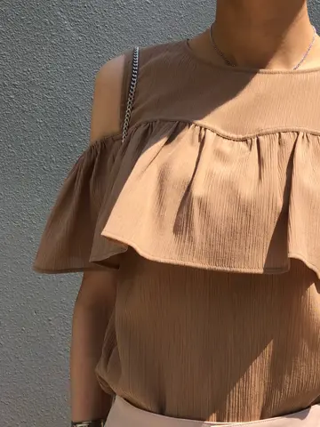 ORIGINATED IN GRACE CONTINENTAL 亀田 未希 コーディネート画像