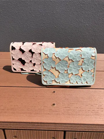 ORIGINATED IN GRACE CONTINENTAL 亀田 未希 コーディネート画像