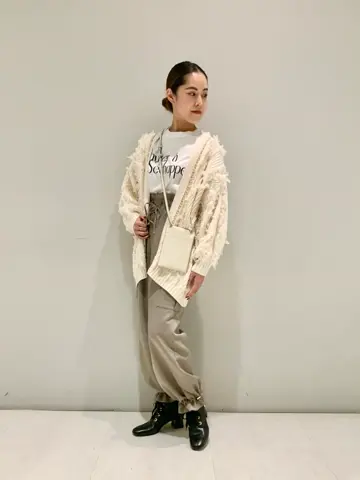 ORIGINATED IN GRACE CONTINENTAL 小笠原　春菜 コーディネート画像