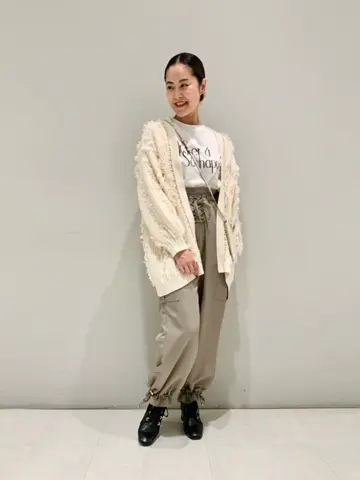 ORIGINATED IN GRACE CONTINENTAL 小笠原　春菜 コーディネート画像