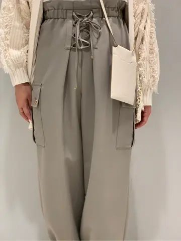 ORIGINATED IN GRACE CONTINENTAL 小笠原　春菜 コーディネート画像