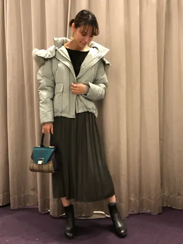 ORIGINATED IN GRACE CONTINENTAL 亀田 未希 コーディネート画像