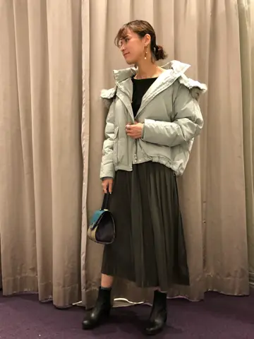 ORIGINATED IN GRACE CONTINENTAL 亀田 未希 コーディネート画像