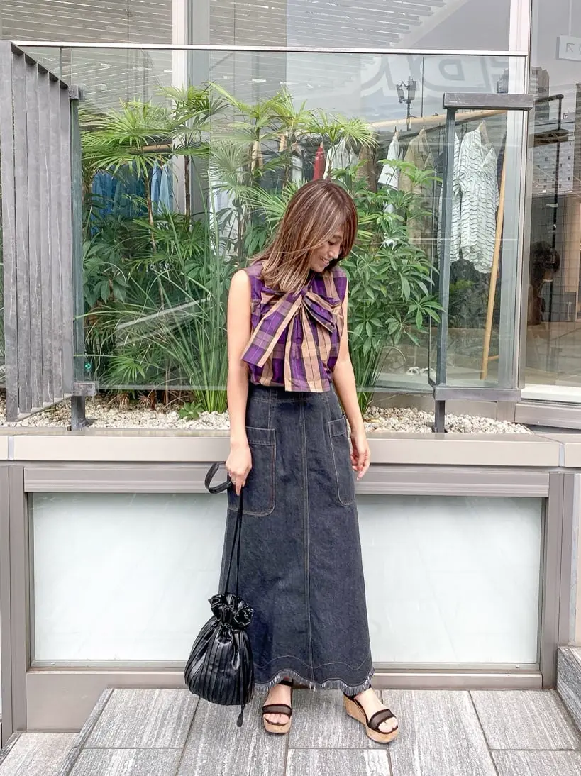 ORIGINATED IN GRACE CONTINENTAL yukimi yonee コーディネート画像