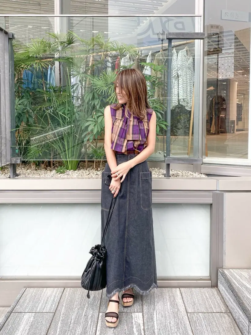 ORIGINATED IN GRACE CONTINENTAL yukimi yonee コーディネート画像