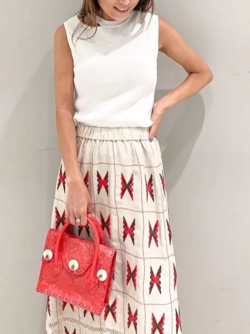 ORIGINATED IN GRACE CONTINENTAL yukimi yonee コーディネート画像