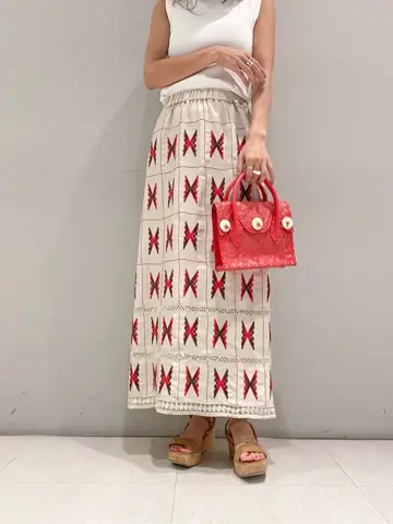 ORIGINATED IN GRACE CONTINENTAL yukimi yonee コーディネート画像