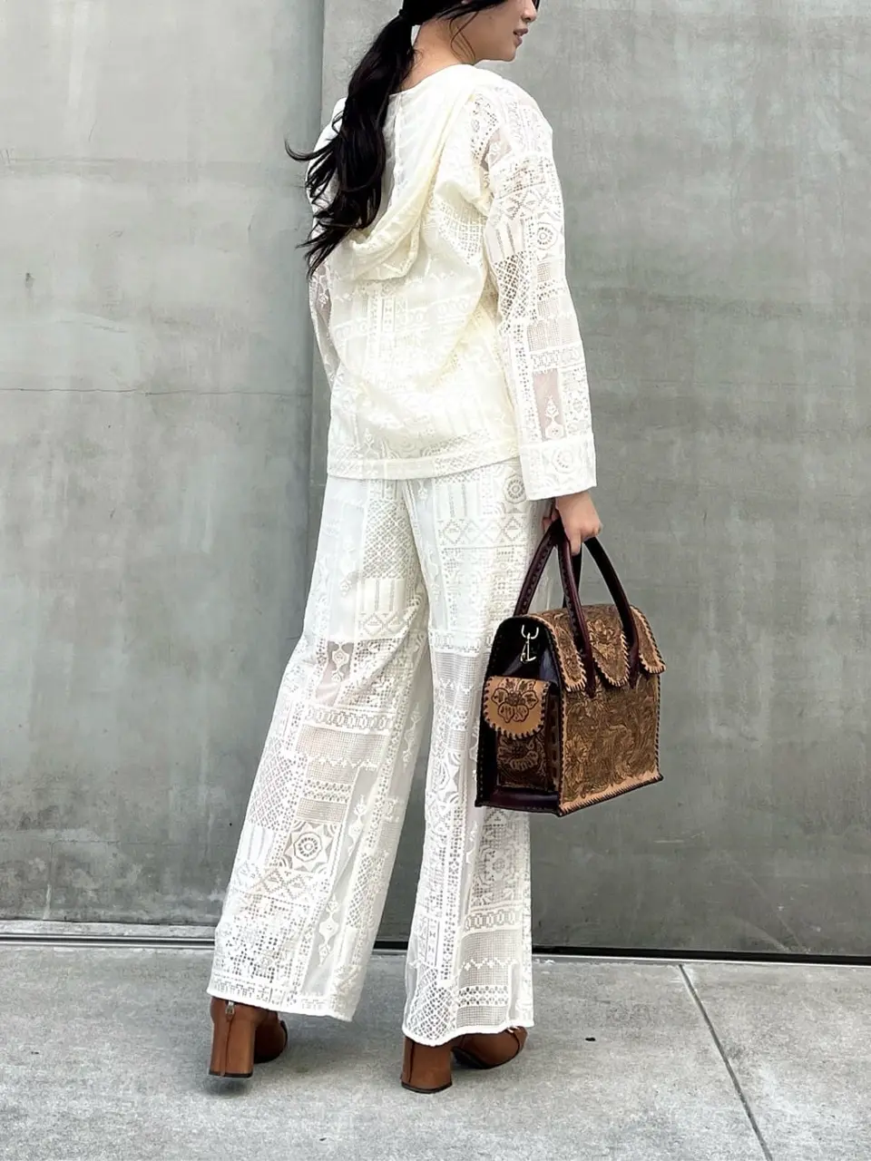 ORIGINATED IN GRACE CONTINENTAL Moe コーディネート画像