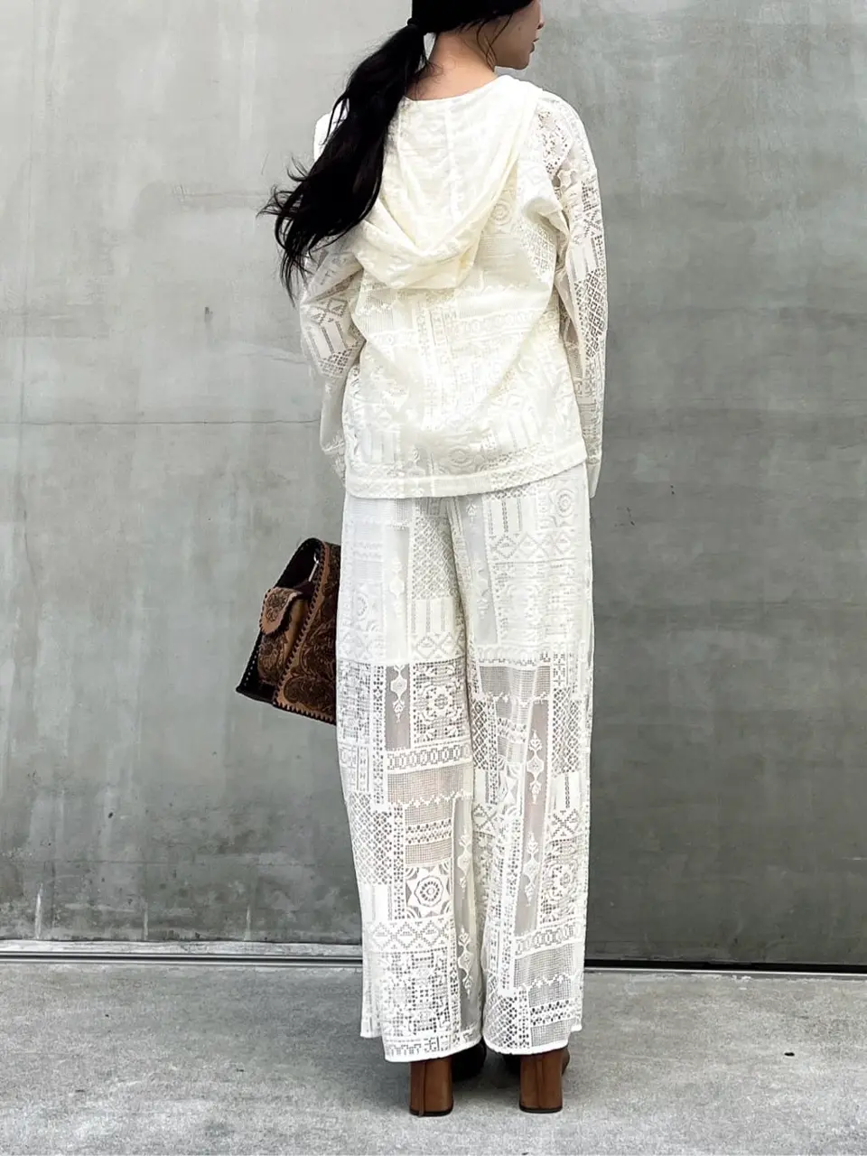 ORIGINATED IN GRACE CONTINENTAL Moe コーディネート画像