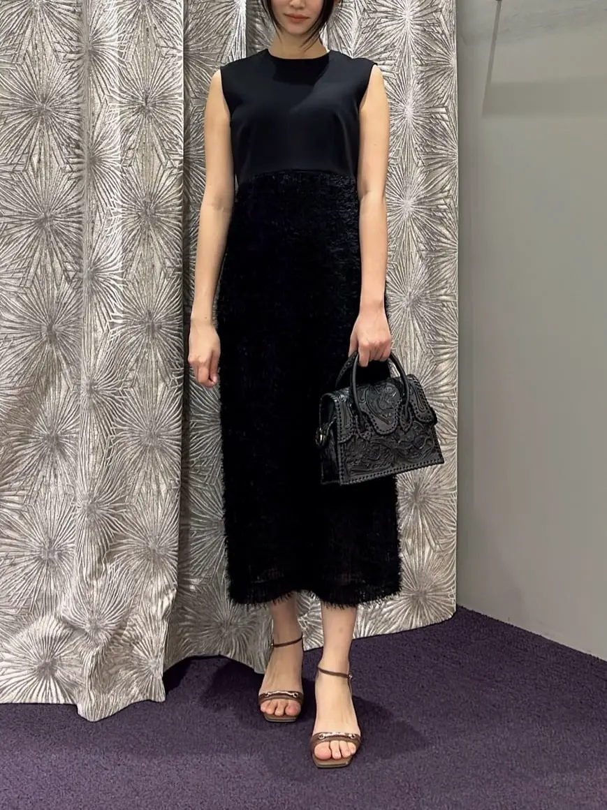 ORIGINATED IN GRACE CONTINENTAL Moe コーディネート画像