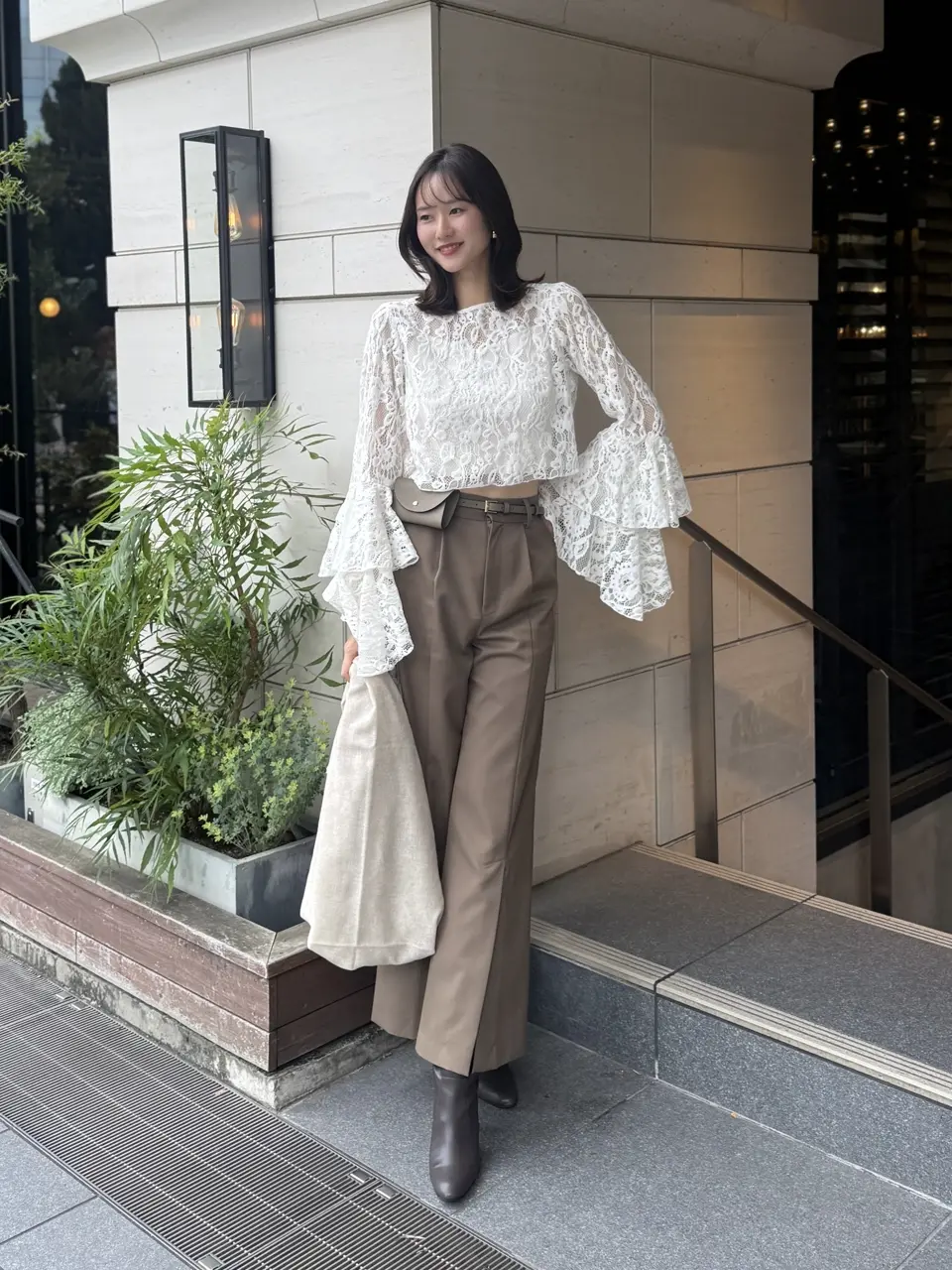 新品タグ付　今期✨完売商品 anuans フォルムコートワンピース　2025ss 新品タグ付今期✨完売商品 anuans フォルムコートワンピース2025ss