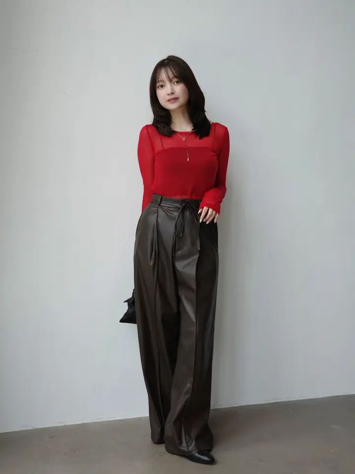 レザーライクリボンベルトパンツ