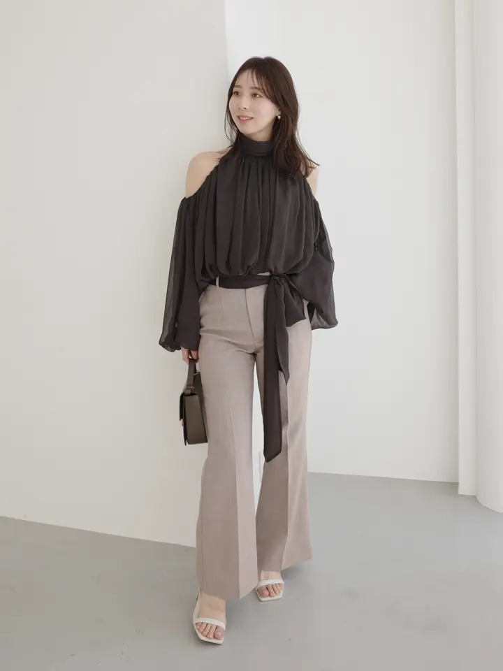 シフォンボリュームブラウス