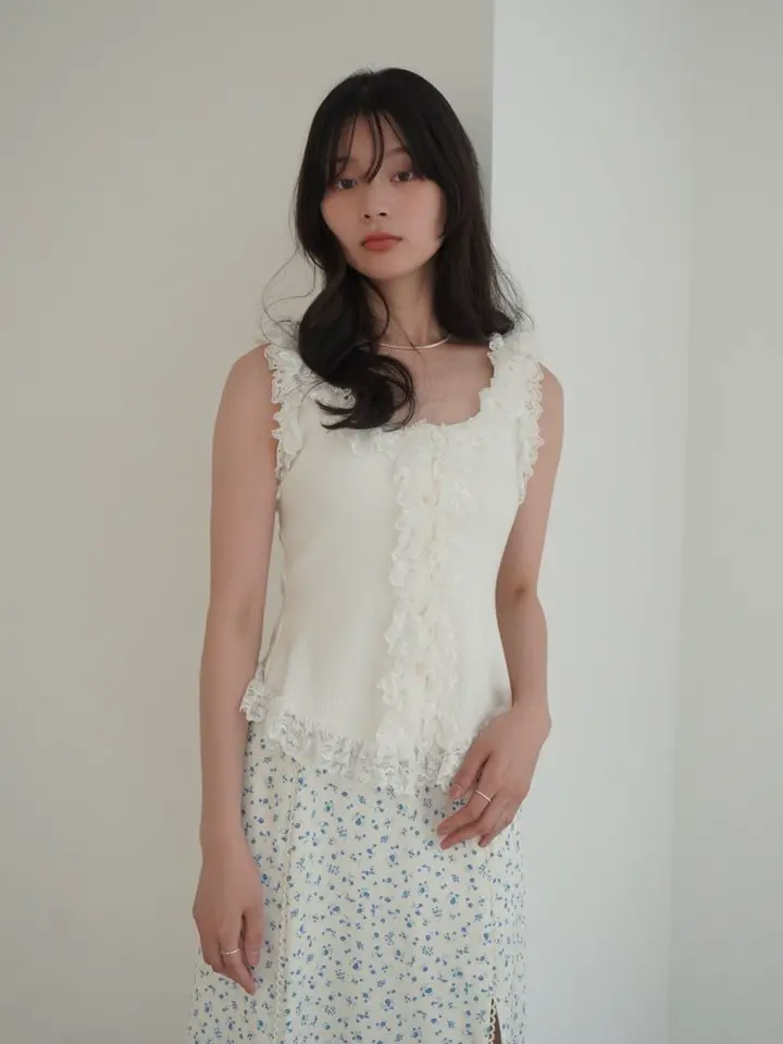 レースドッキングカットタンクトップ