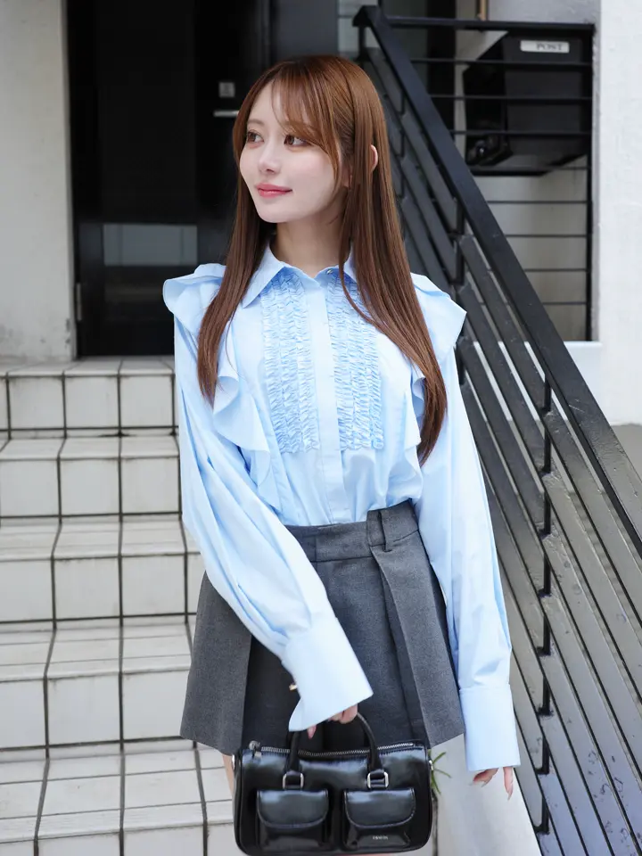 【新品未使用タグ付】eimy istoire ラッフルデザインシャツ ラッフルデザインシャツ
