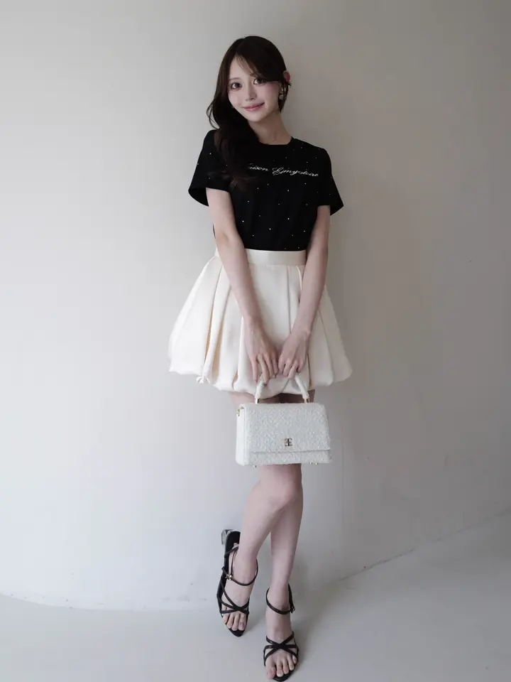 サテンバルーンスカート