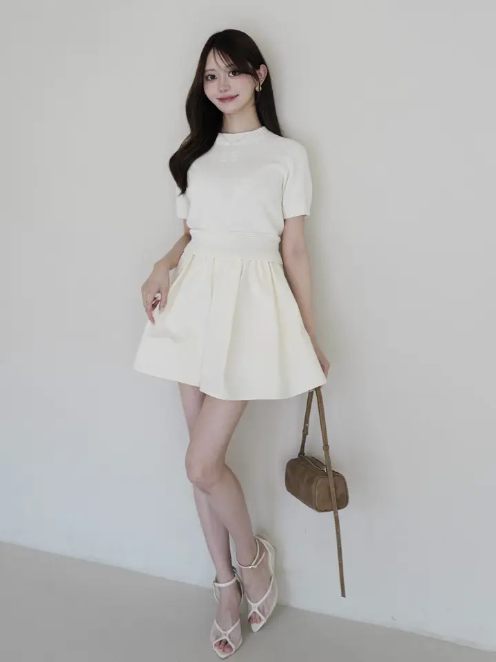POM SHORT PANTS