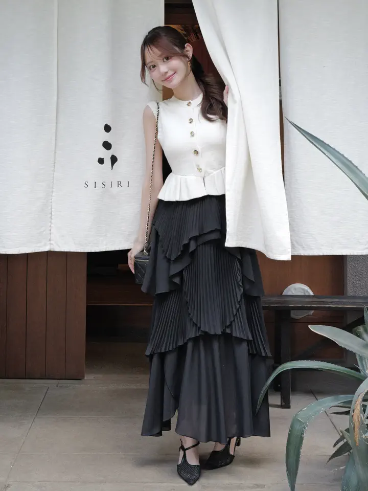 SIGN BUTTON KNIT TOP