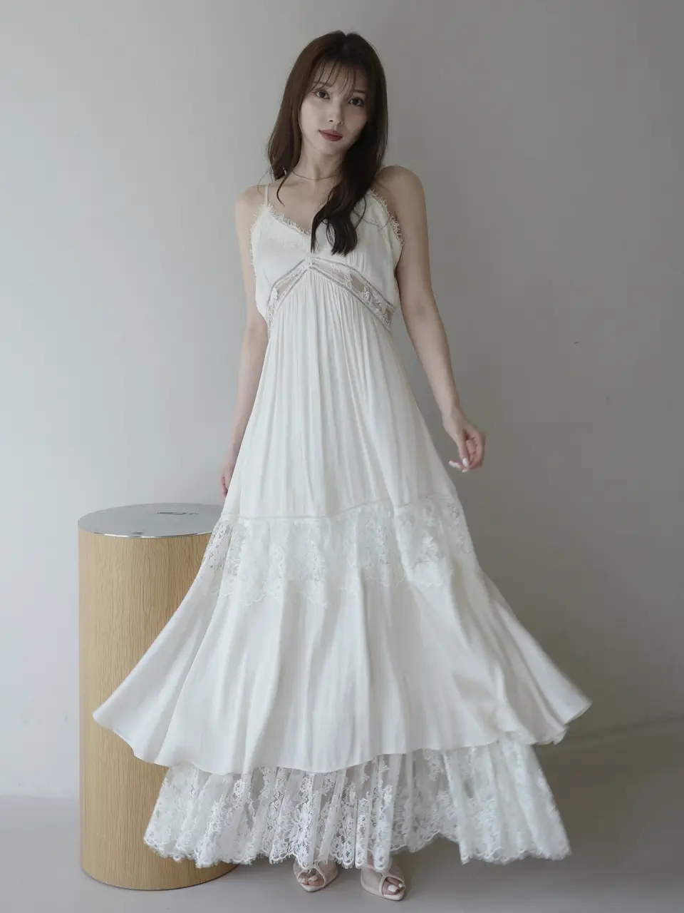 FRILL PLEATS TANK TOP