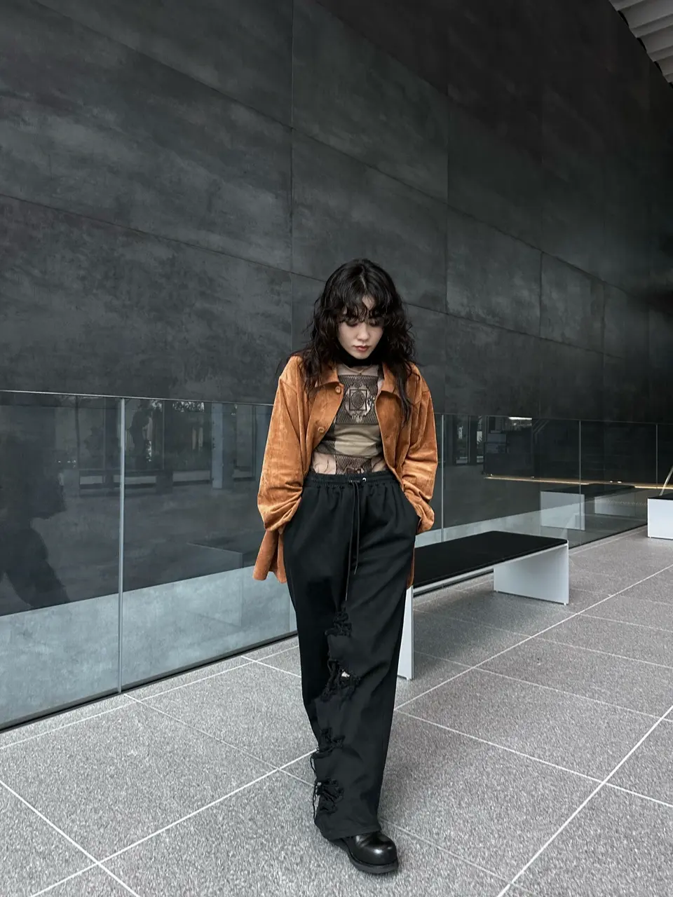 ELCHELE INSIDE RIPPEDHOLE PANTS ブラック 36 ELCHELE INSIDE RIPPEDHOLE PANTS ブラック 36