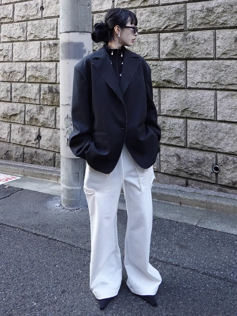 SLIT SWEAT PANTS with PEARL – JOSEMOON