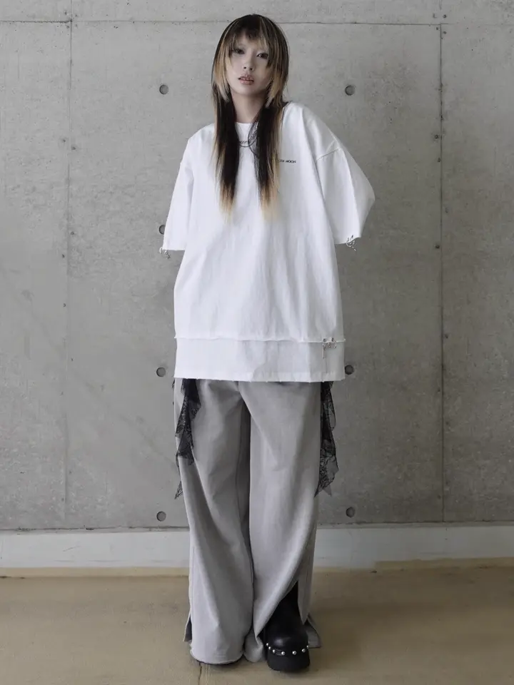 JOSEMOON LOGO OVER T-SHIRT