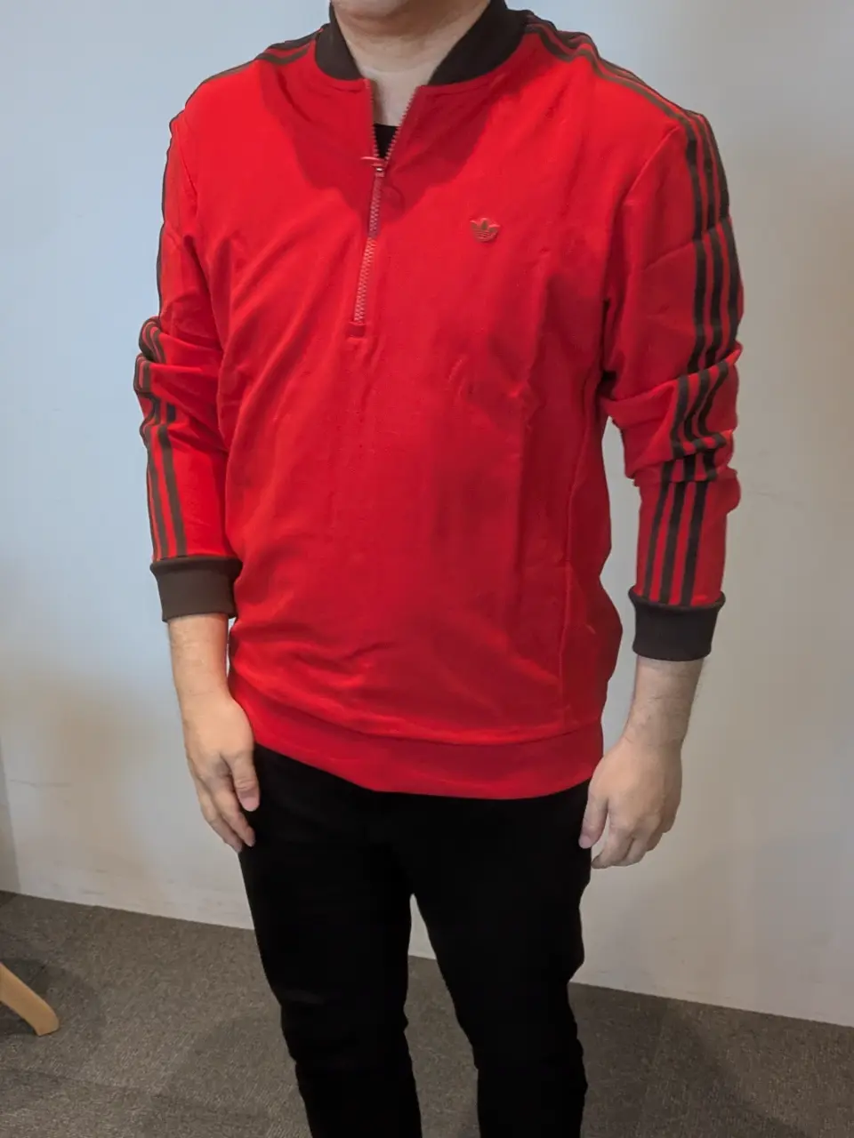 スリーストライプス ストレッチ ハーフジップ スウェット(中間着