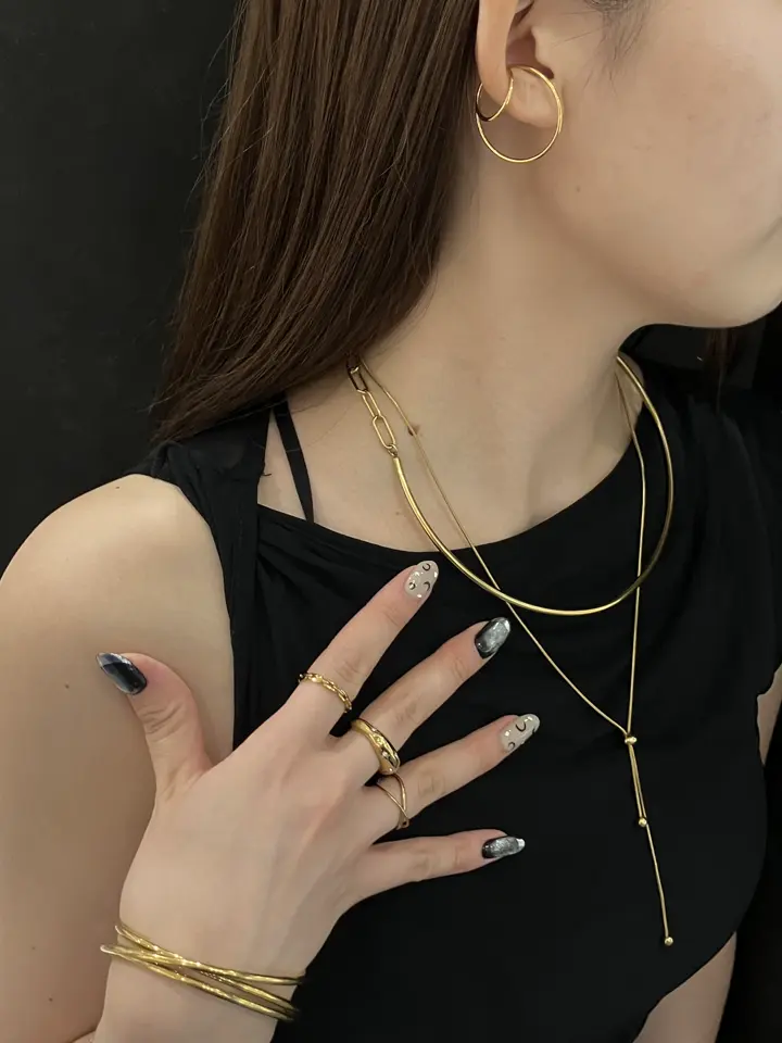 美品✨️ ジバンシー ネックレス チョーカー イヤリング 2点セット ゴールド 美品✨️ ジバンシー ネックレス チョーカー イヤリング 2点