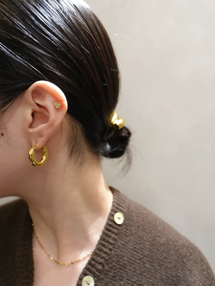 K18 ジルコニア ハートフープピアス ゴールド]ジルコニアハートピアス