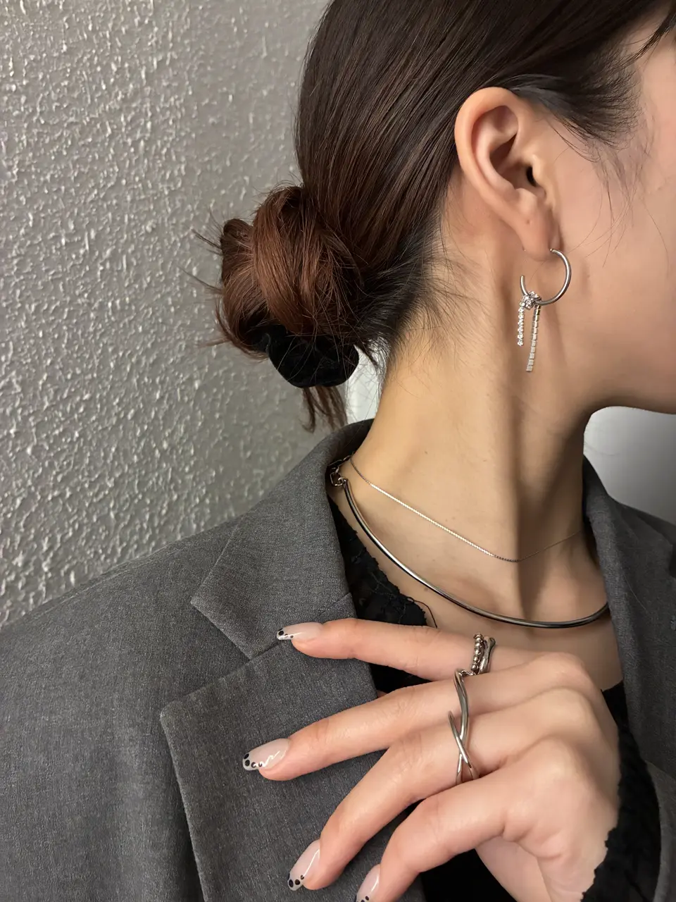 シルバー]ノットビジューピアス