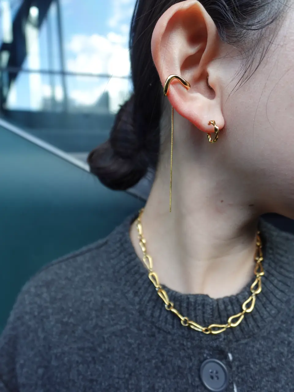 ゴールド]タイニーツイストピアス