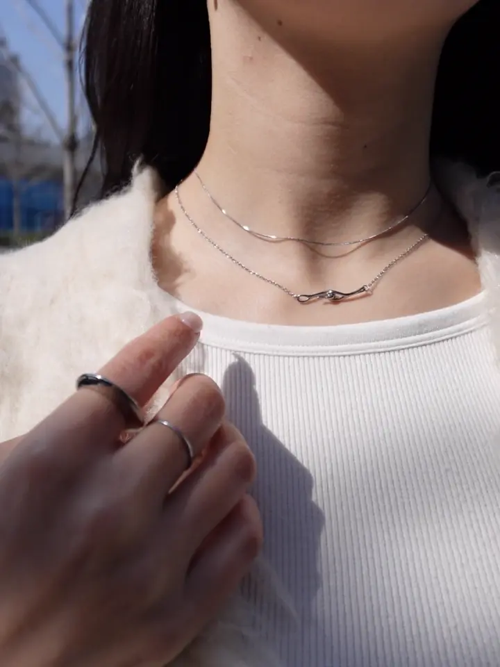 シルバー]0.8mmスネークチェーンネックレス/34cm