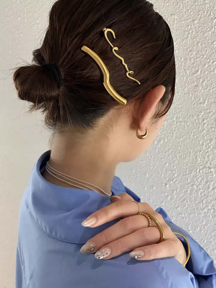 ゴールド]ロゴヘアピン