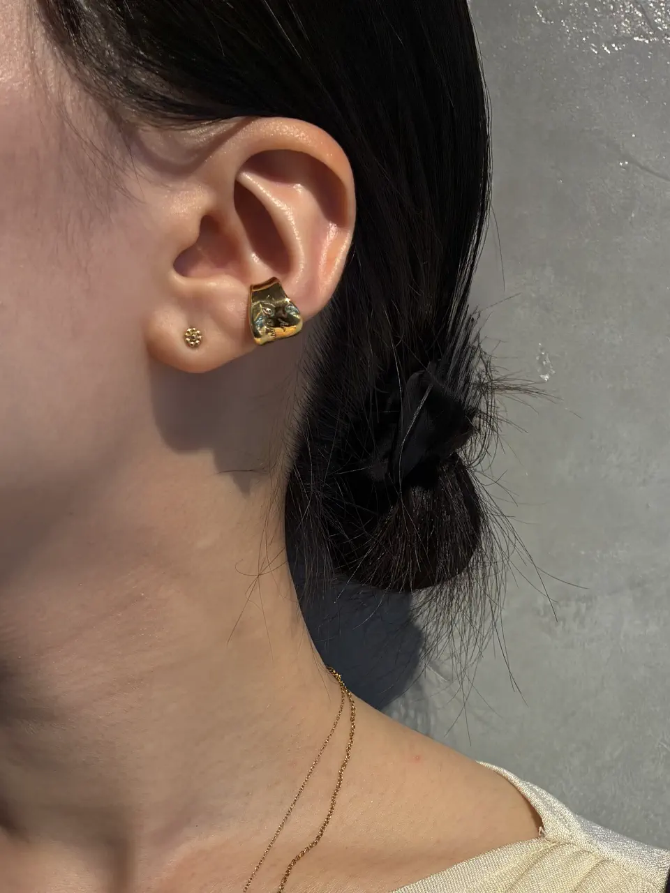 ゴールド]ミニマルフラワーピアス