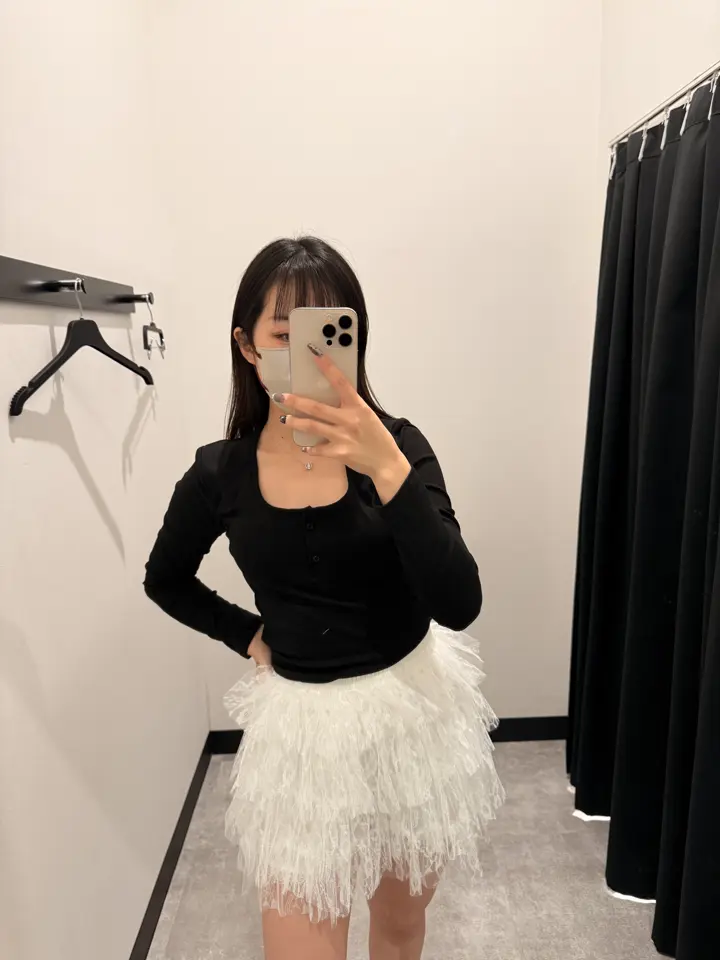 パッド付 V開き ぴたっと ロングスリーブ Tシャツ 153-6051 – ANAP