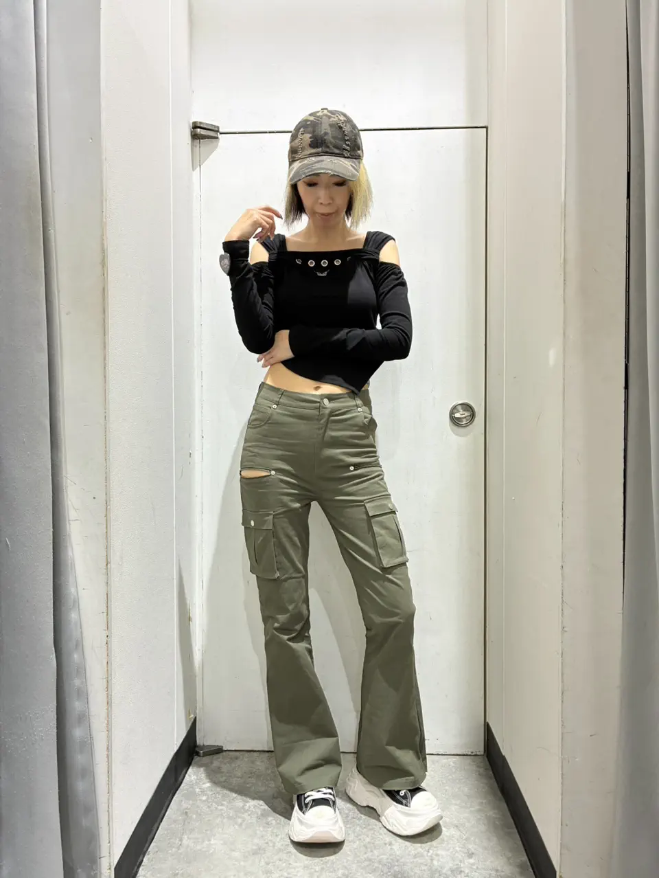 eggモデル♥あいみんコラボ ジップスリット カーゴパンツ 792-9509
