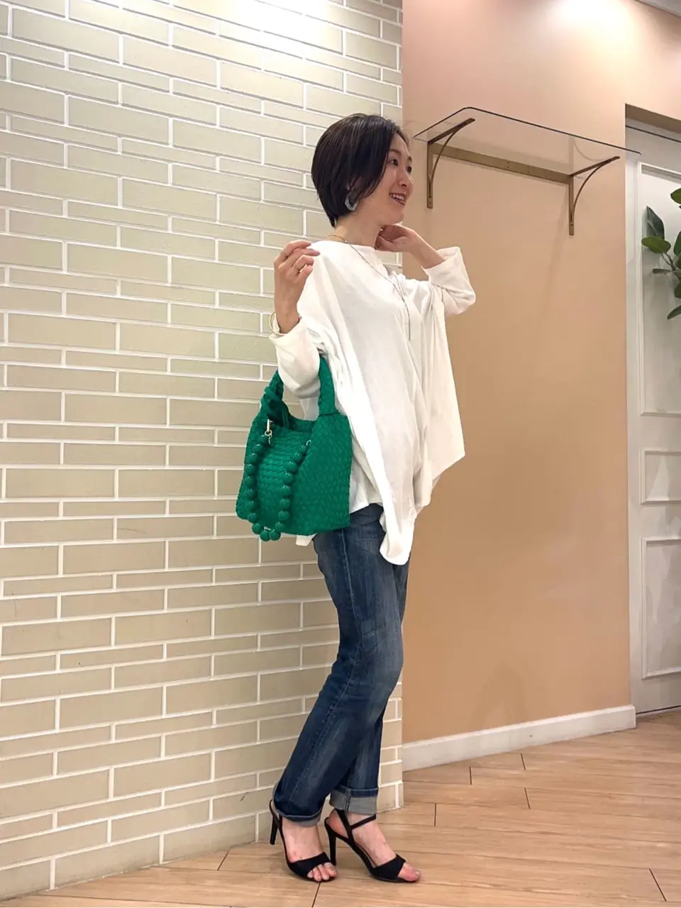 ネオプレン イントレチャート ボールビーズ付き ショルダー ワン