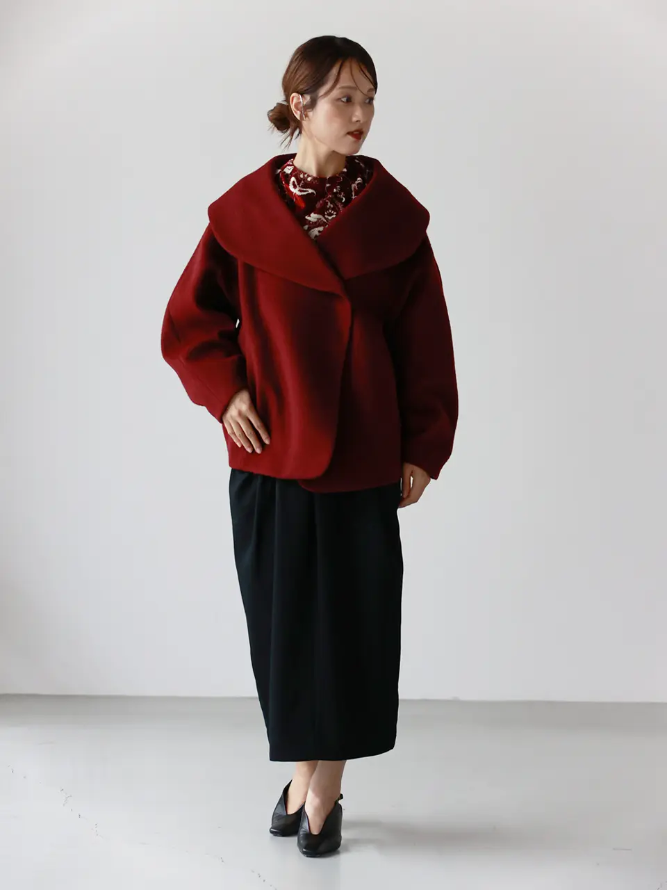 Mame Kurogouchi(マメ クロゴウチ)】 Wool Arupaka Shawl Collar Short