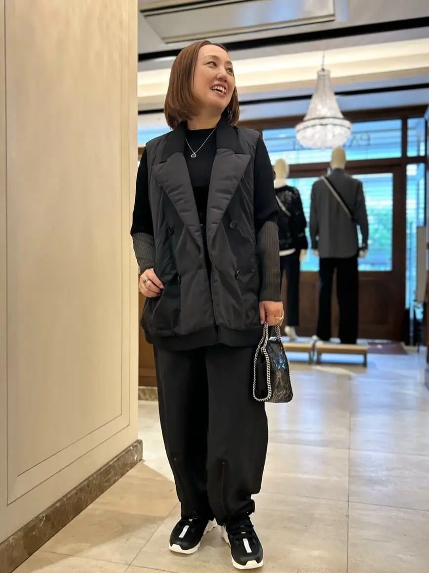 akaneutsunomiya パンツ ブラック テーパード akaneutsunomiya パンツ ブラック テーパード AKANE UTSUNOMIYA(アカネ