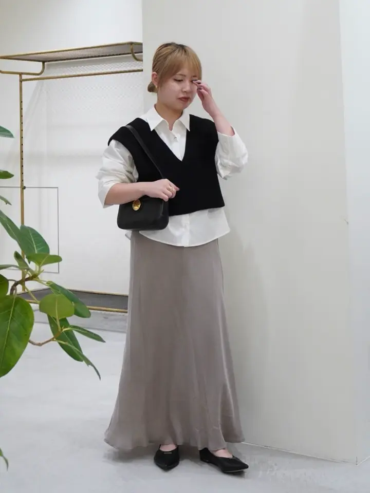 HYKE(ハイク)】 RIBBED KNIT WOOL CROPPED VEST｜PARIGOT ONLINE