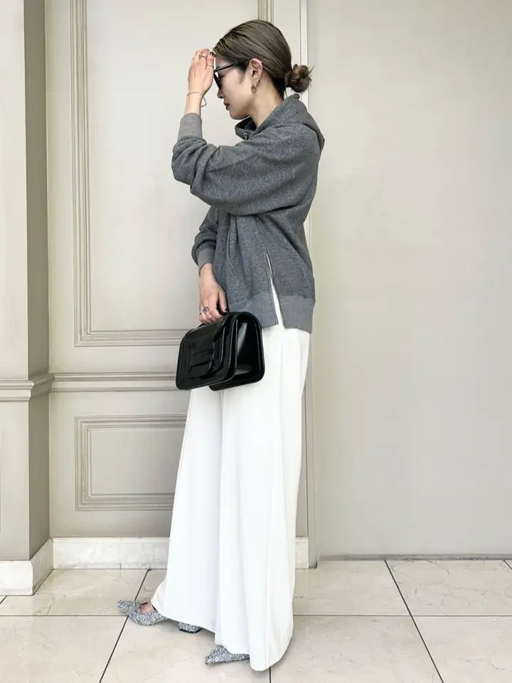 HYKE オーバーサイズパーカー　フーディー　スウェット　黒 HYKE オーバーサイズパーカー フーディー スウェット 黒 SWEAT