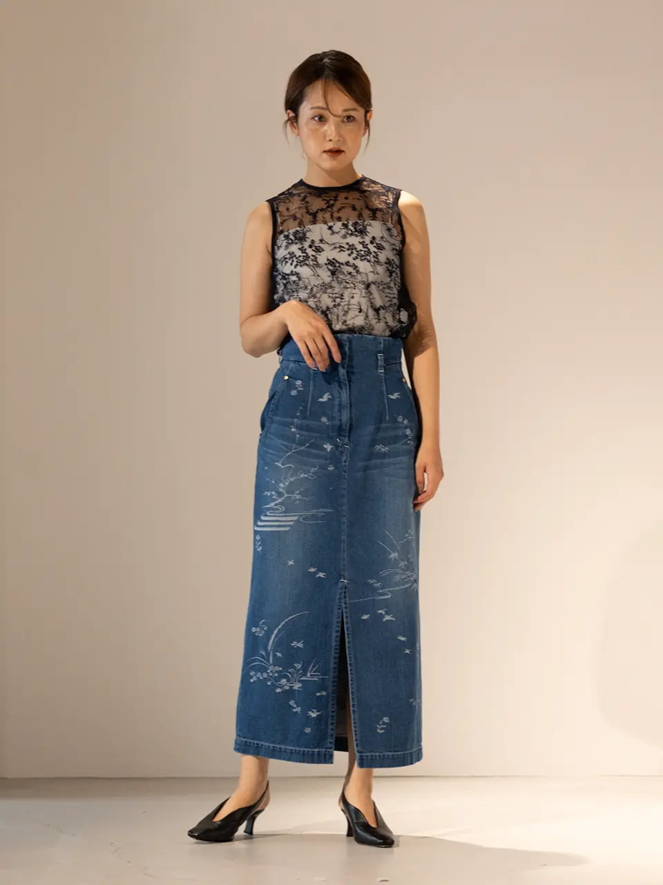マメクロゴウチ 刺繍 デニム ロングスカート スリット マメクロゴウチ 刺繍 デニム ロングスカート スリット Mame