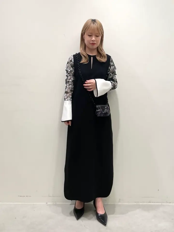 Mame Kurogouchi(マメ クロゴウチ)】 Floral Lace-Sleeve Classic