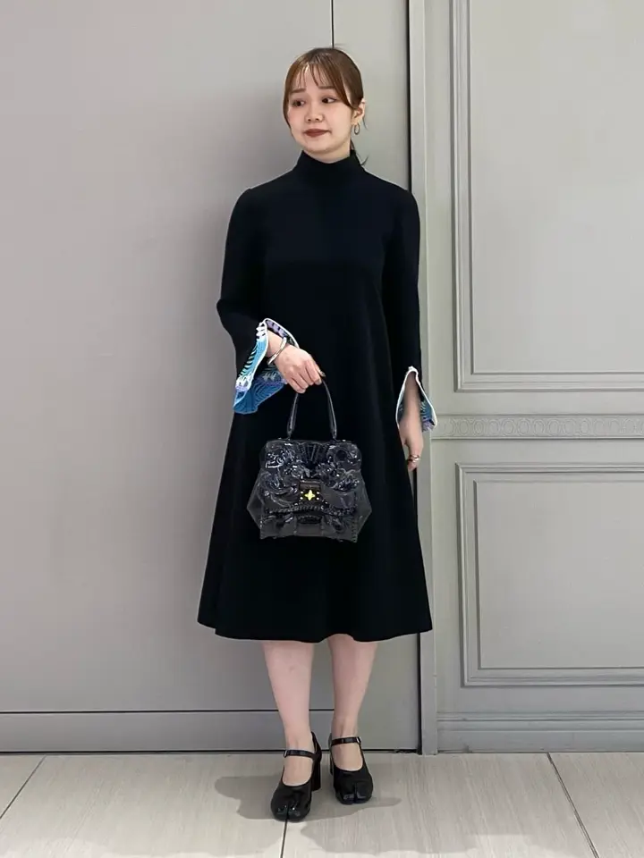 Mame Kurogouchi(マメ クロゴウチ)】 PARIGOT別注 Embroidered Cuffs A